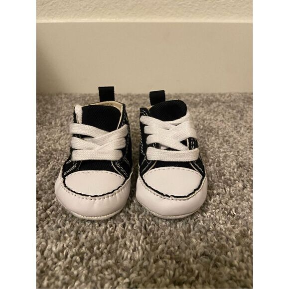 Baby Converse Black Crib Shoe size 1 - Picture 1 of 6